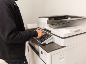 Read more about the article How to Use an Office Copy Machine?￼